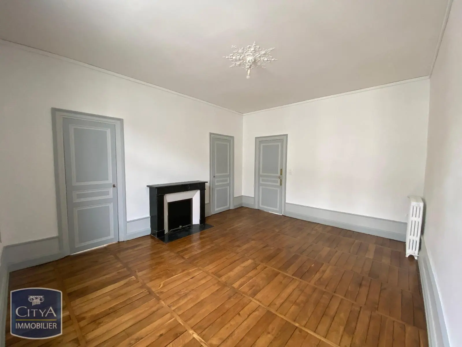 Photo 3 Appartement 2 pièces 63.99m²
