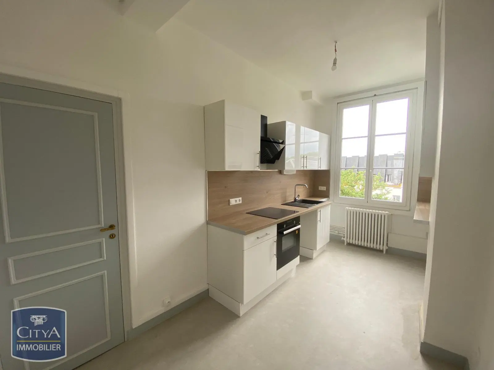 Photo 2 Appartement 2 pièces 63.99m²