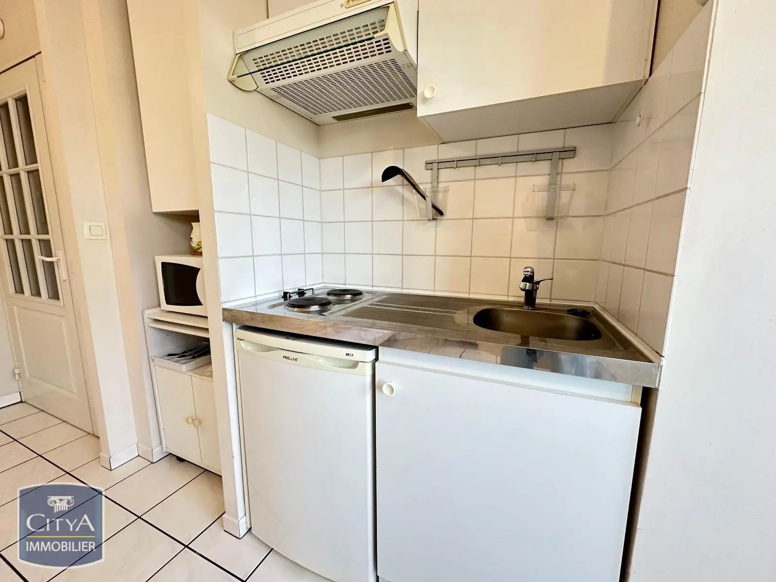 Photo 3 Appartement 1 pièce 21.97m²