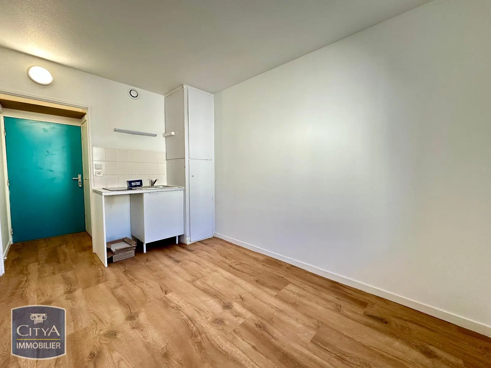 Photo 1 Appartement 1 pièce 12.49m²