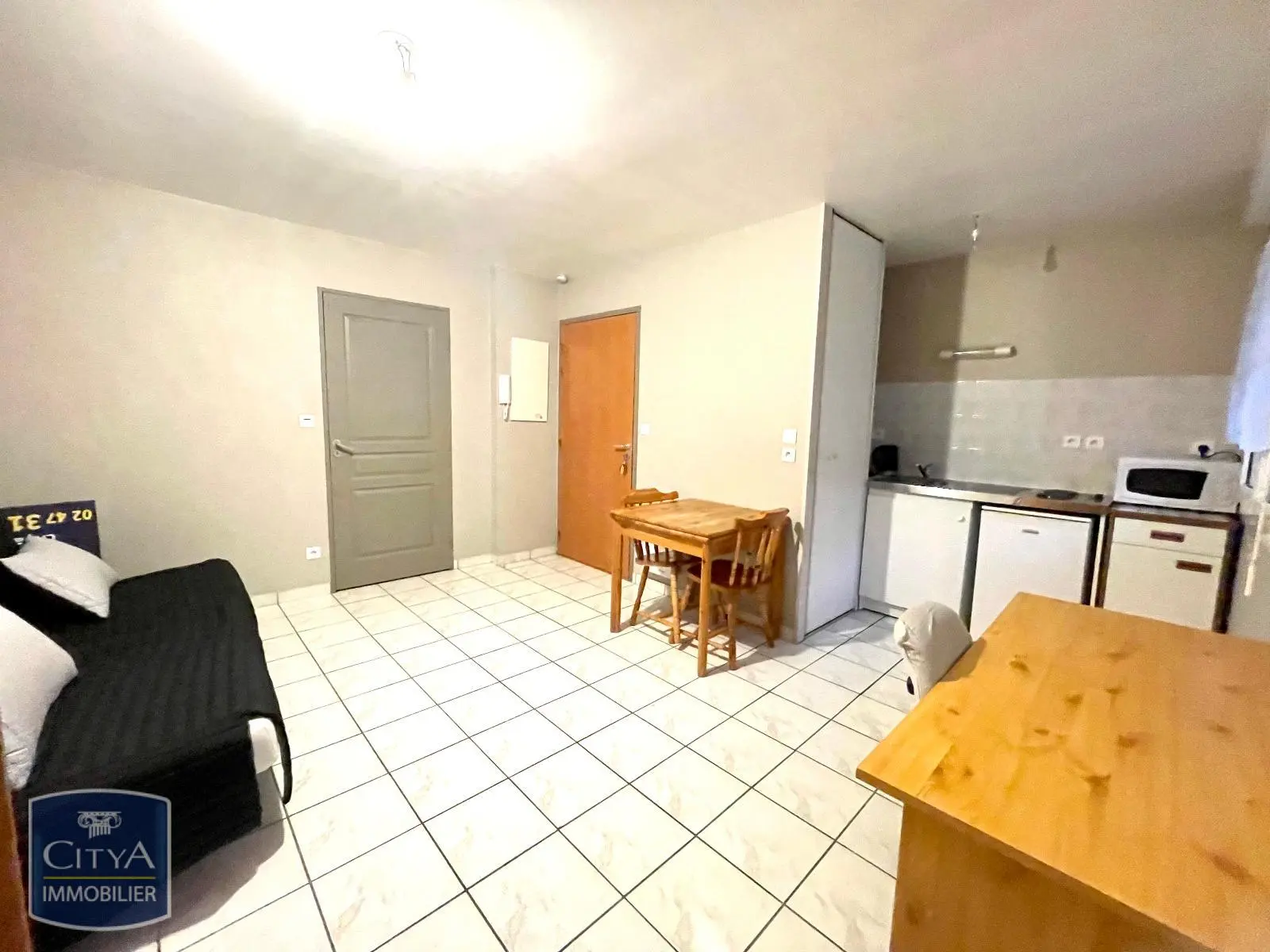 Photo 1 Appartement 1 pièce 22.64m²