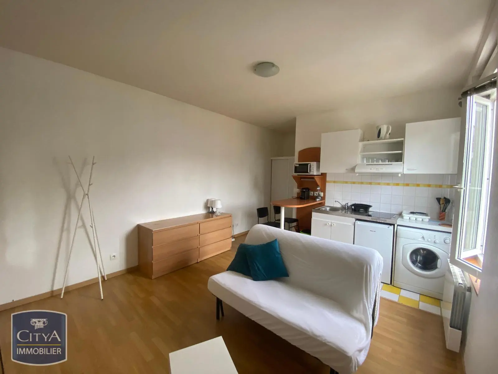 Photo 2 Appartement 1 pièce 20.97m²