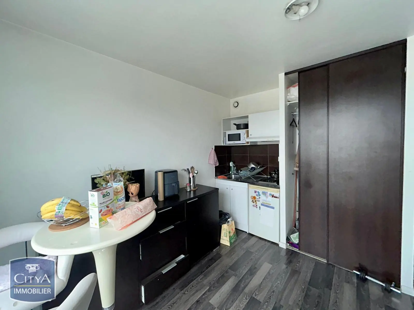 Photo 2 Appartement 1 pièce 16.73m²