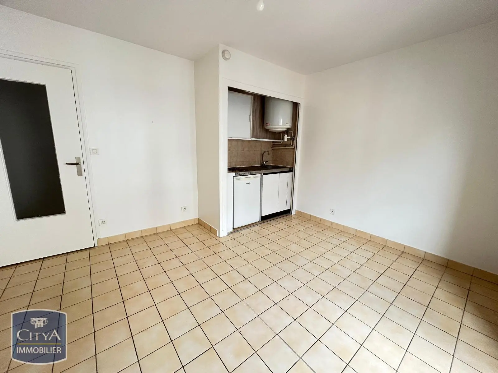 Photo 2 Appartement 1 pièce 20.04m²