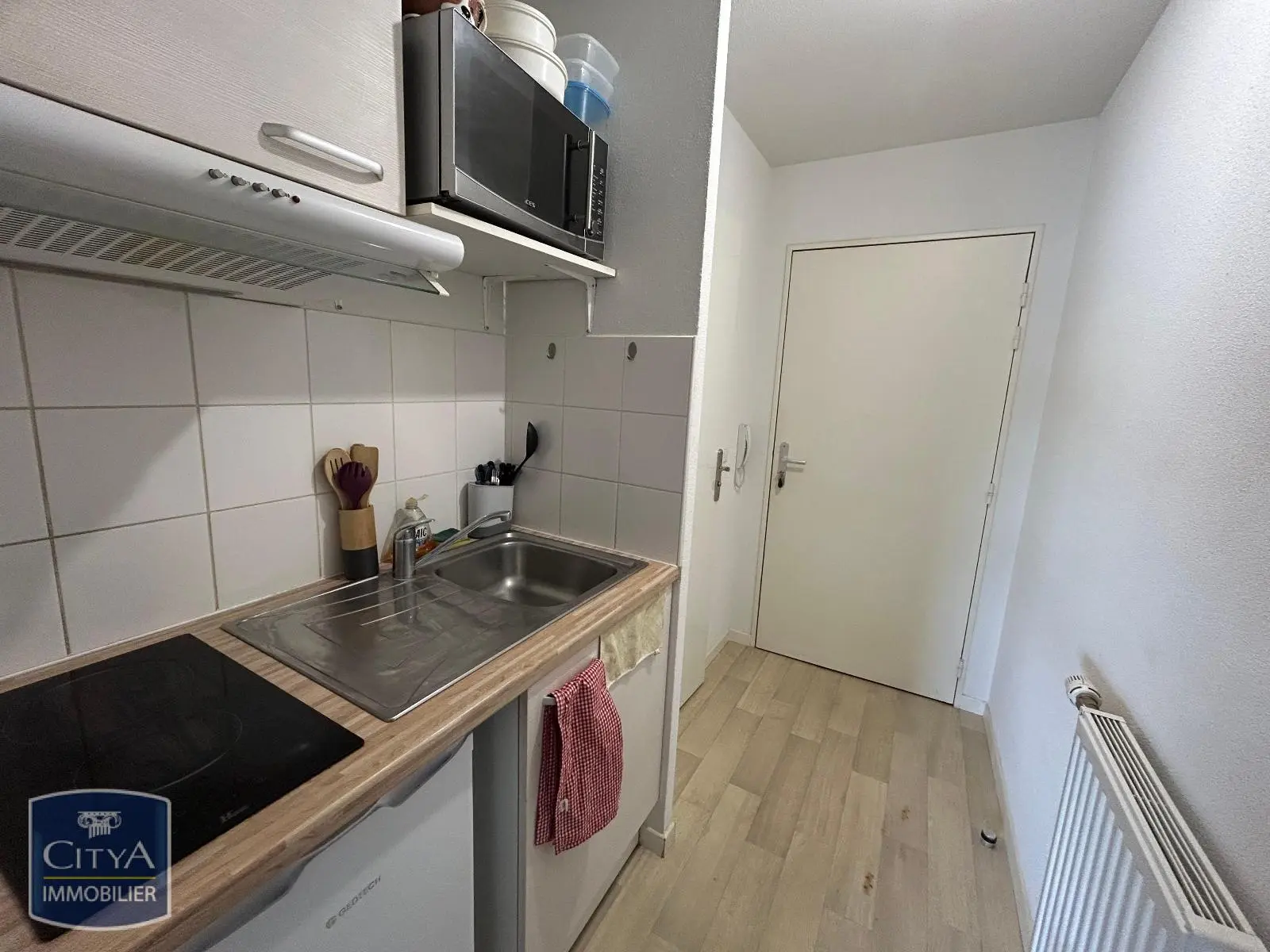 Photo 1 Appartement 1 pièce 19.39m²