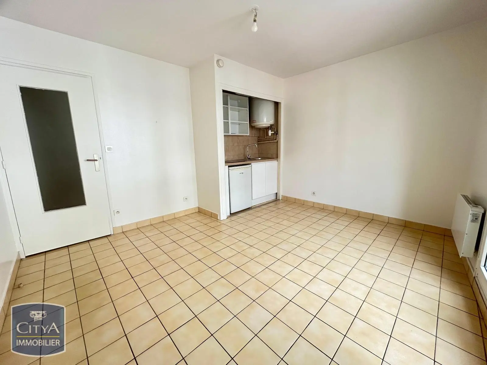Photo 2 Appartement 1 pièce 20.04m²