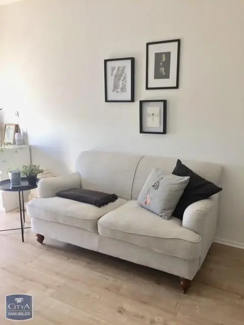Photo 2 Appartement 1 pièce 23.53m²