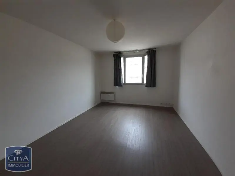Photo 3 Appartement 1 pièce 23.5m²