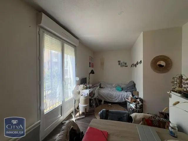 Photo 1 Appartement 1 pièce 24m²