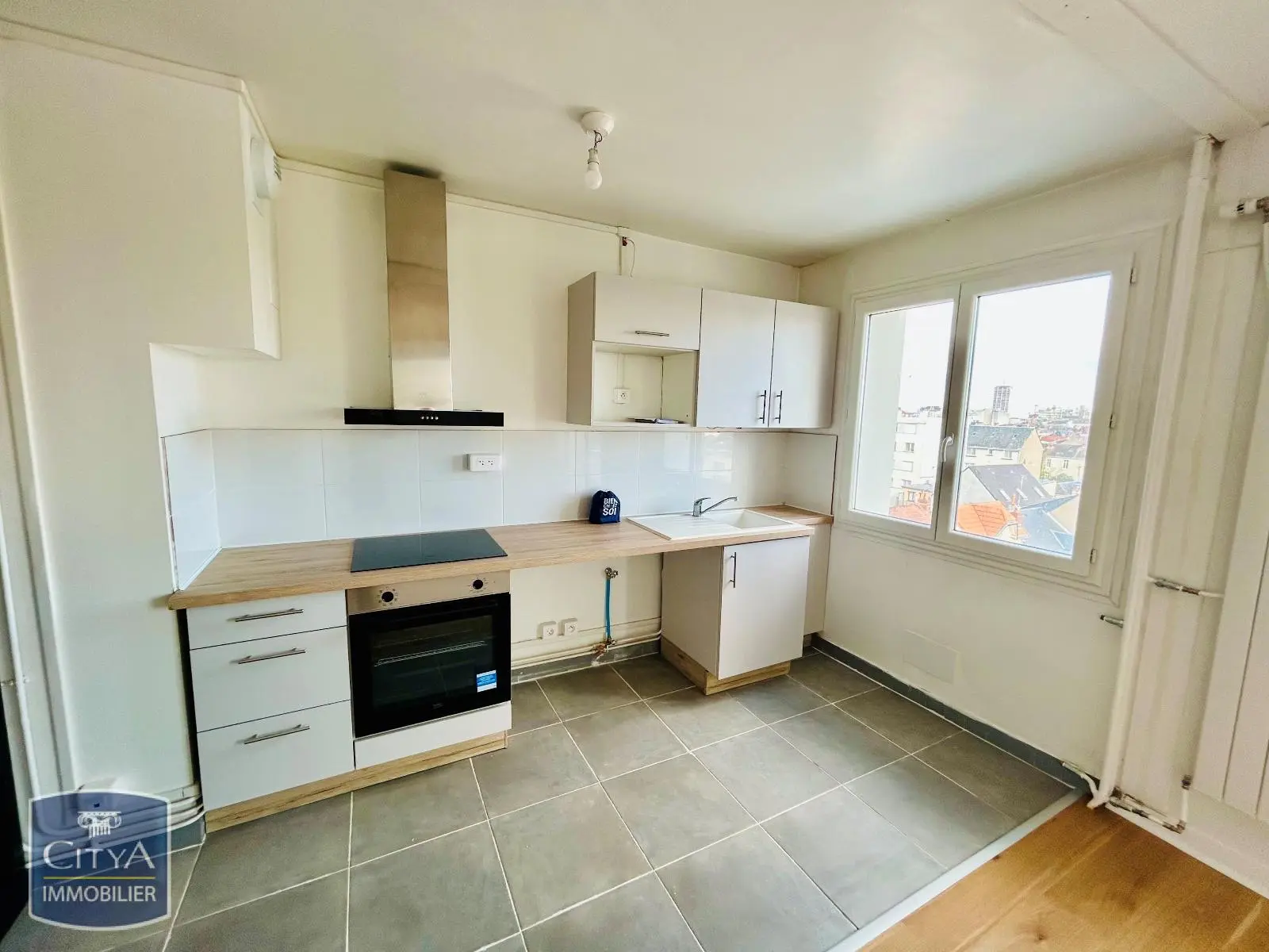 Photo 2 Appartement 1 pièce 31.33m²