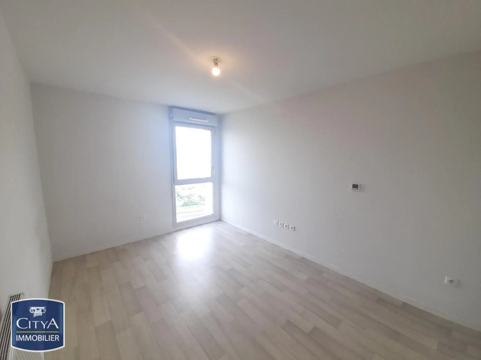 Photo 1 Appartement 1 pièce 19.54m²