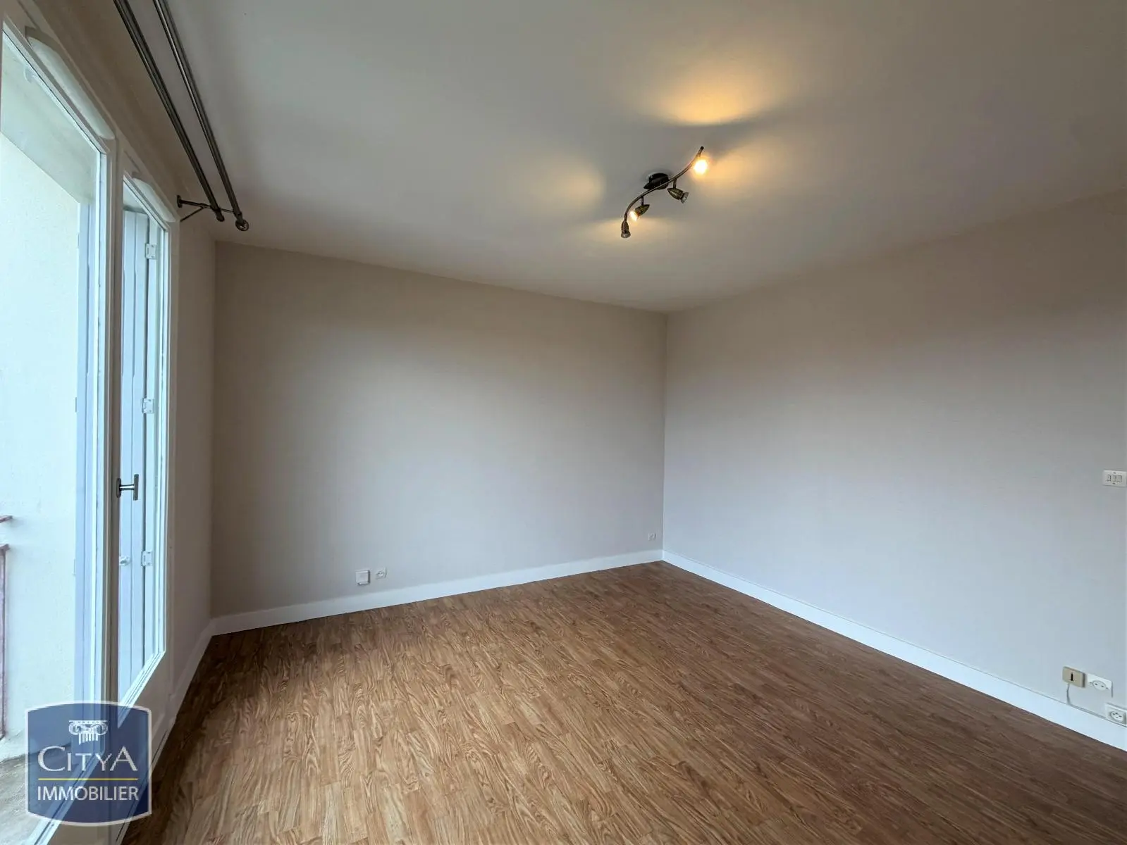 Photo 2 appartement Tours