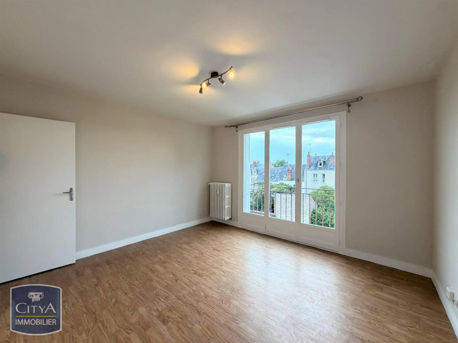 Photo 1 Appartement 1 pièce 32m²