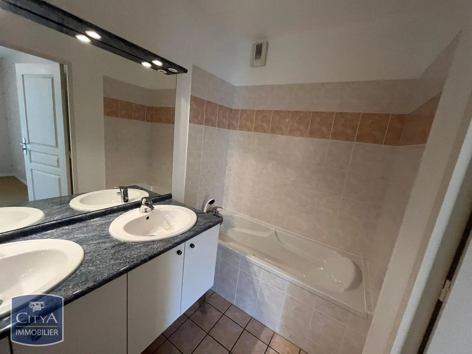 Photo 6 Appartement 4 pièces 102.35m²