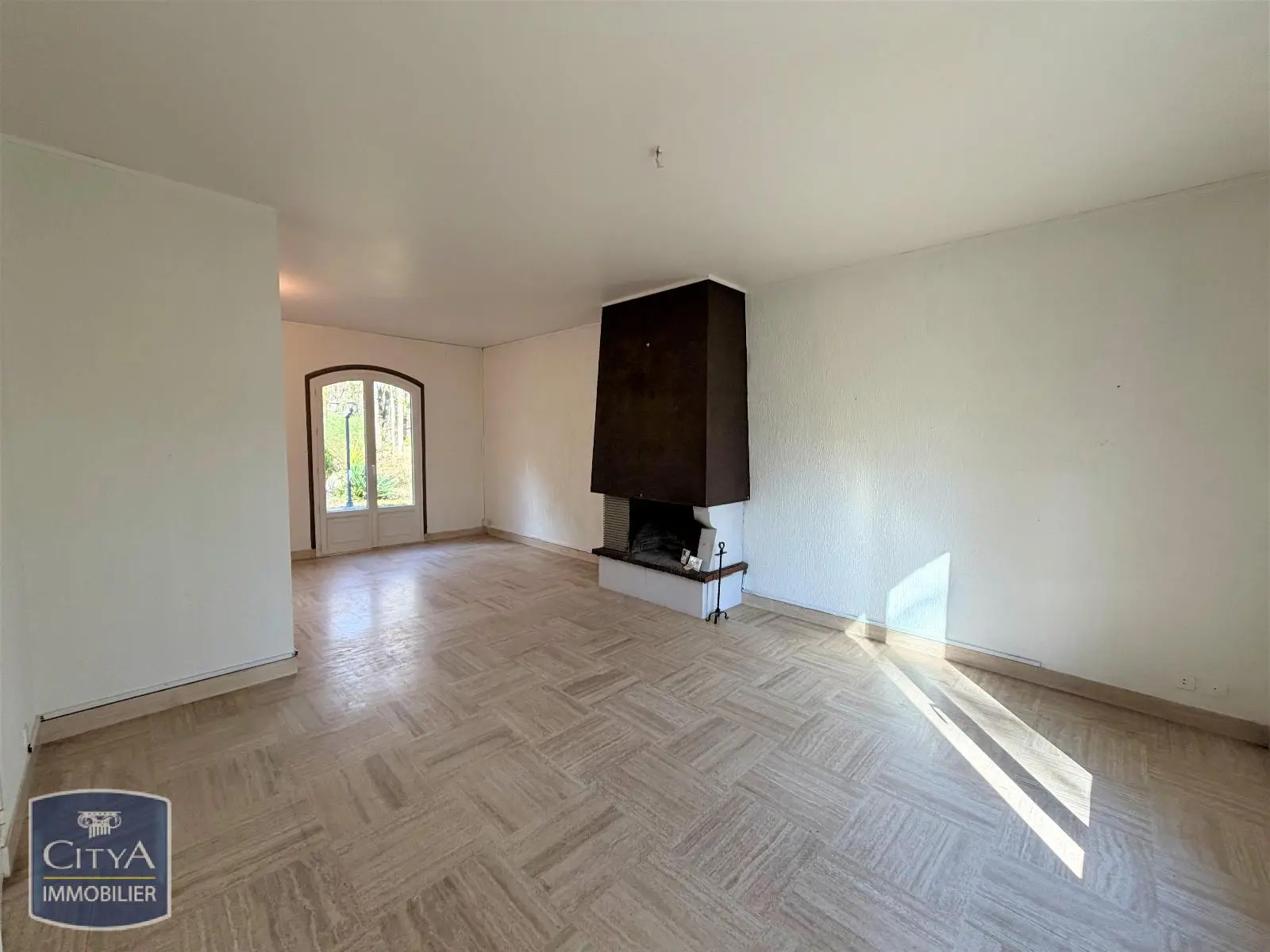 Photo 3 Maison 6 pièces 163.71m²