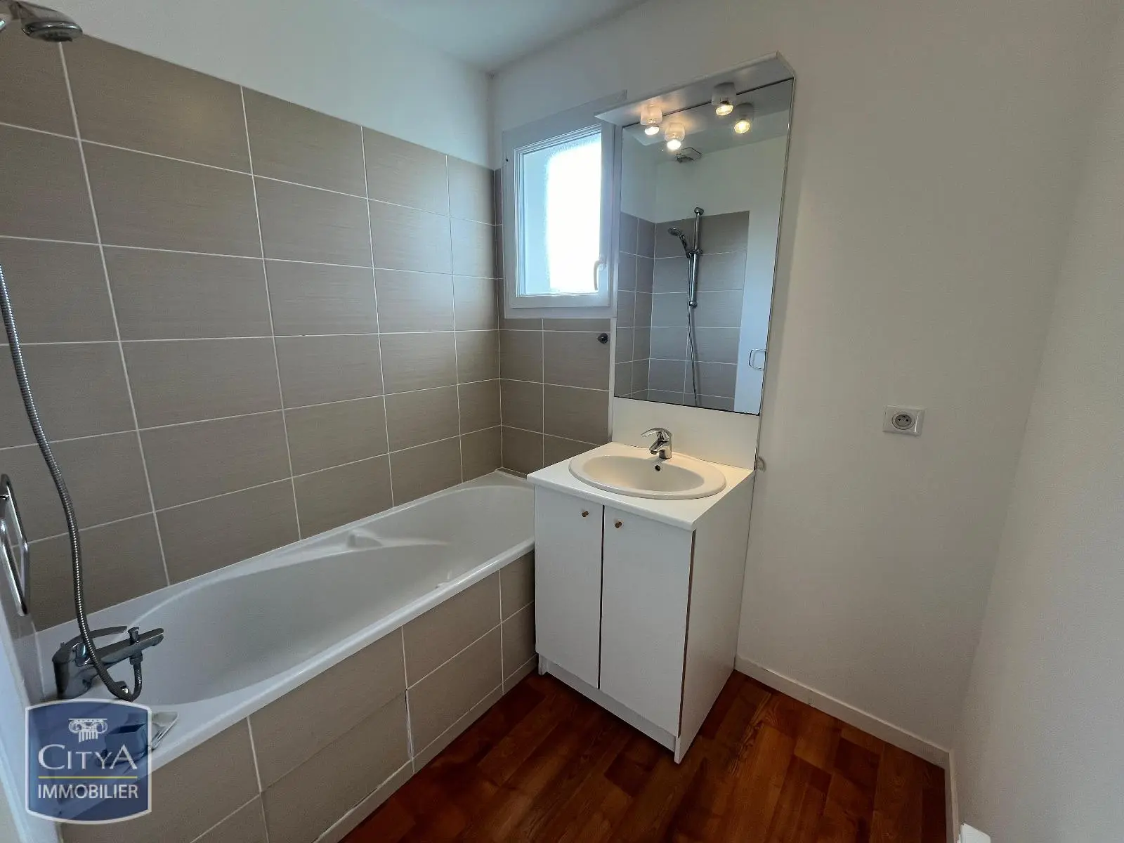 Photo 11 Maison 5 pièces 93.37m²