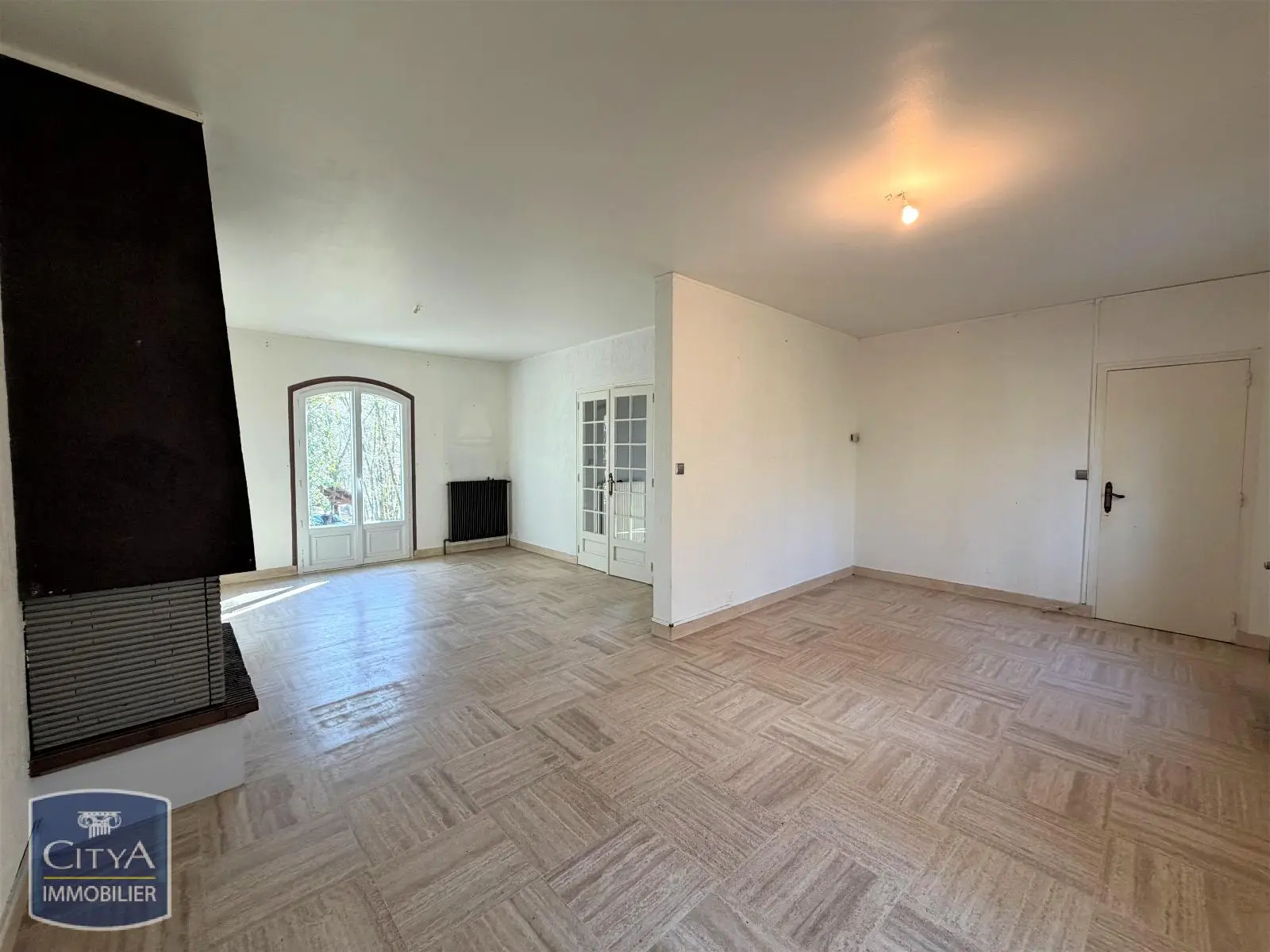 Photo 2 Maison 6 pièces 163.71m²