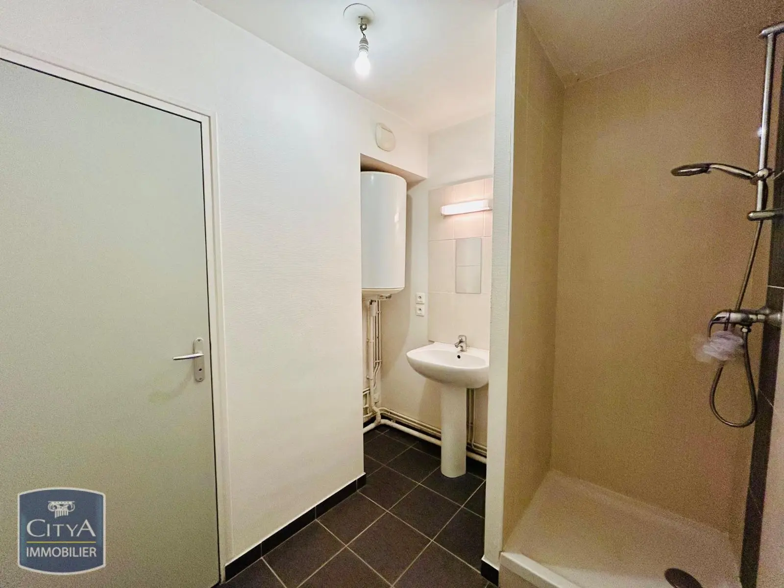 Photo 5 Appartement 1 pièce 31.23m²