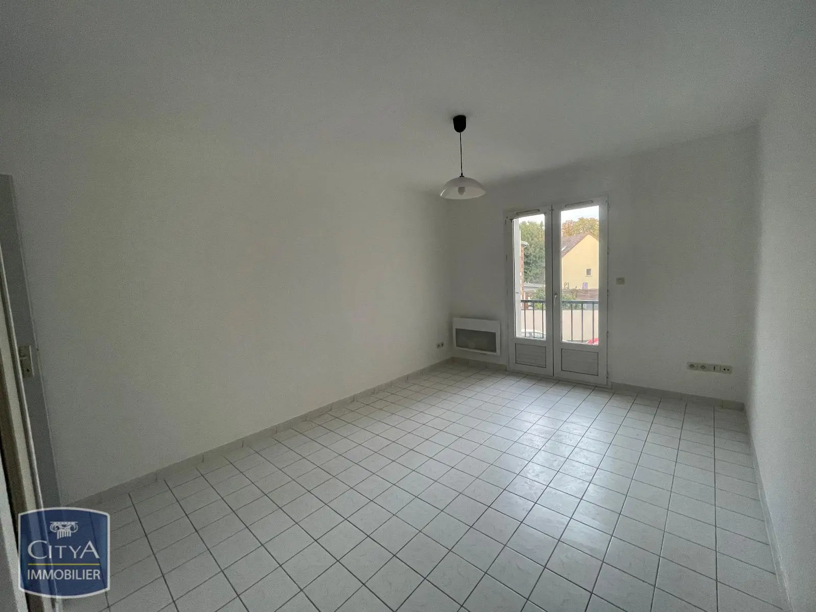 Photo 2 Appartement 1 pièce 22.87m²