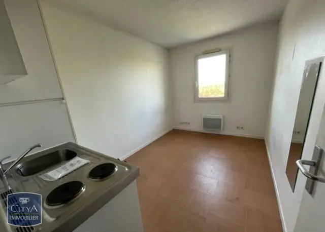Photo 2 Appartement 1 pièce 12.55m²