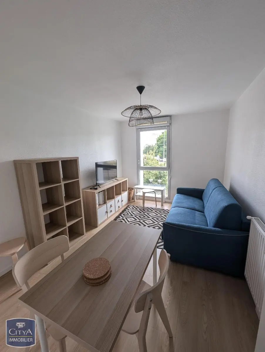 Photo 1 Appartement 1 pièce 19.54m²