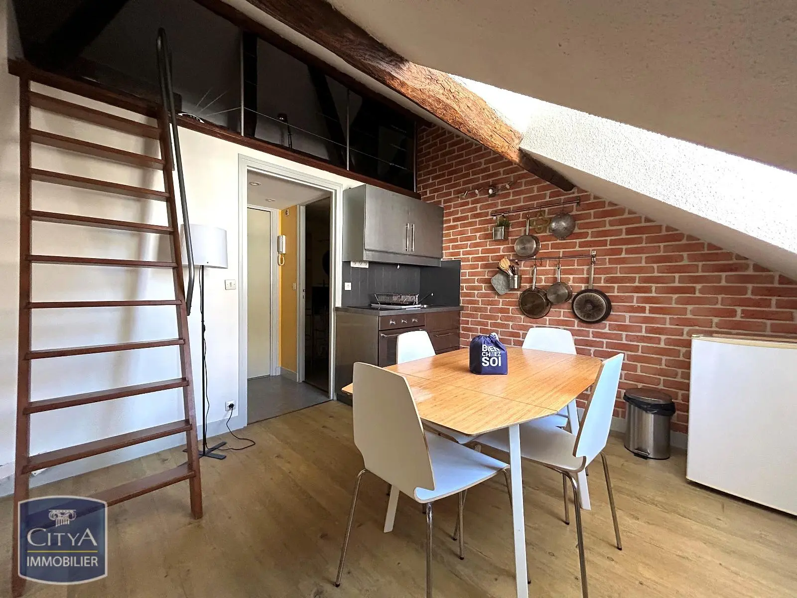 Photo 1 Appartement 2 pièces 27.59m²