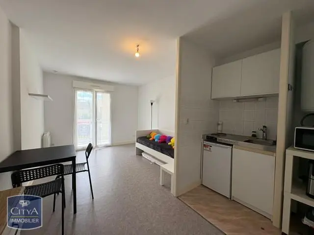 Photo 1 Appartement 1 pièce 22.06m²