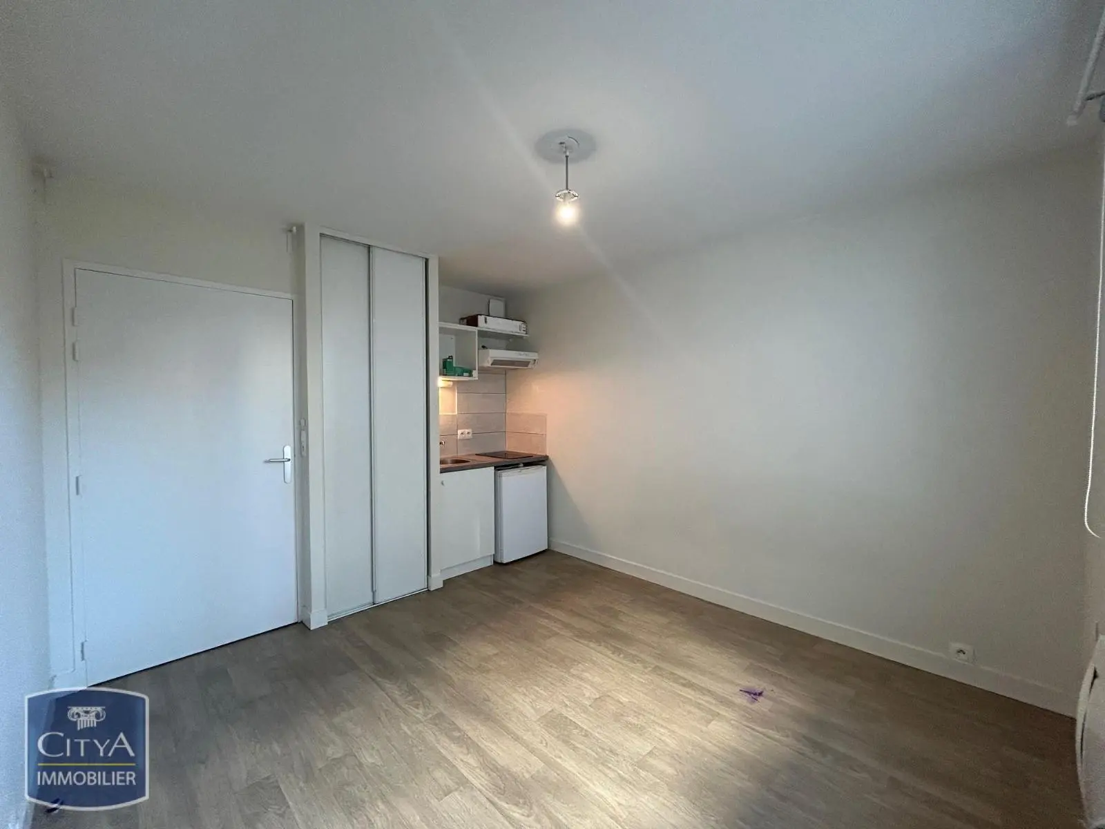 Photo 3 Appartement 1 pièce 17.15m²