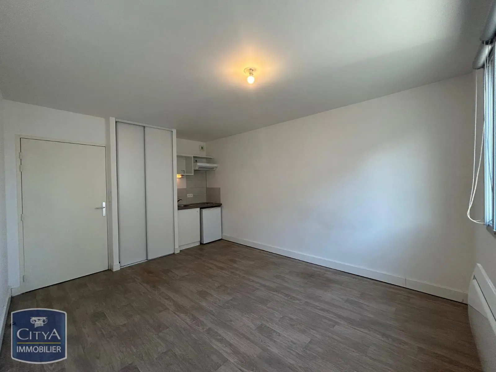 Photo 1 Appartement 1 pièce 21.72m²