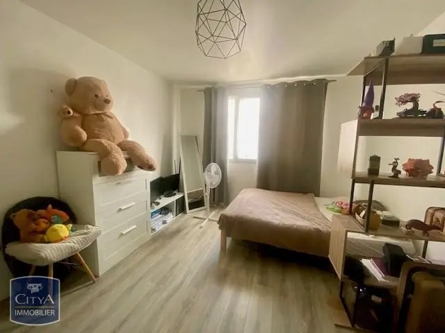Photo 3 Appartement 1 pièce 23.7m²