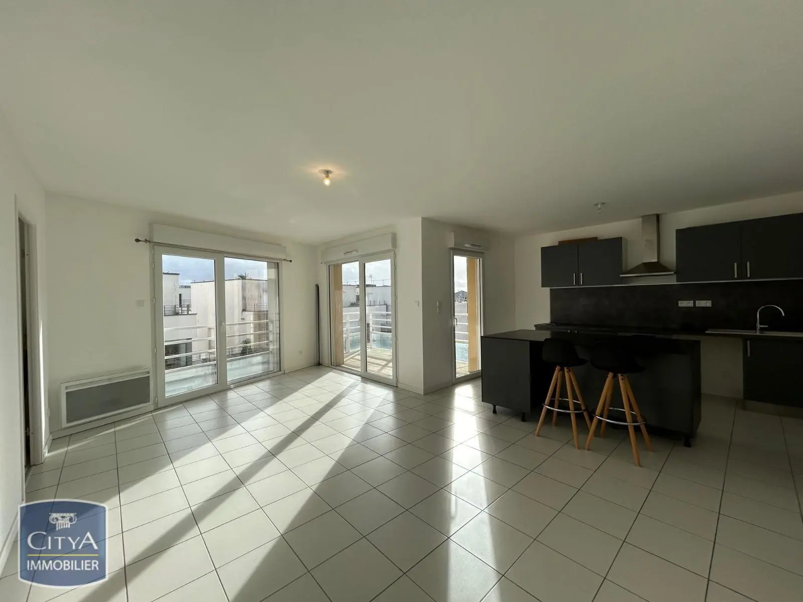 Photo 1 Appartement 4 pièces 77.35m²