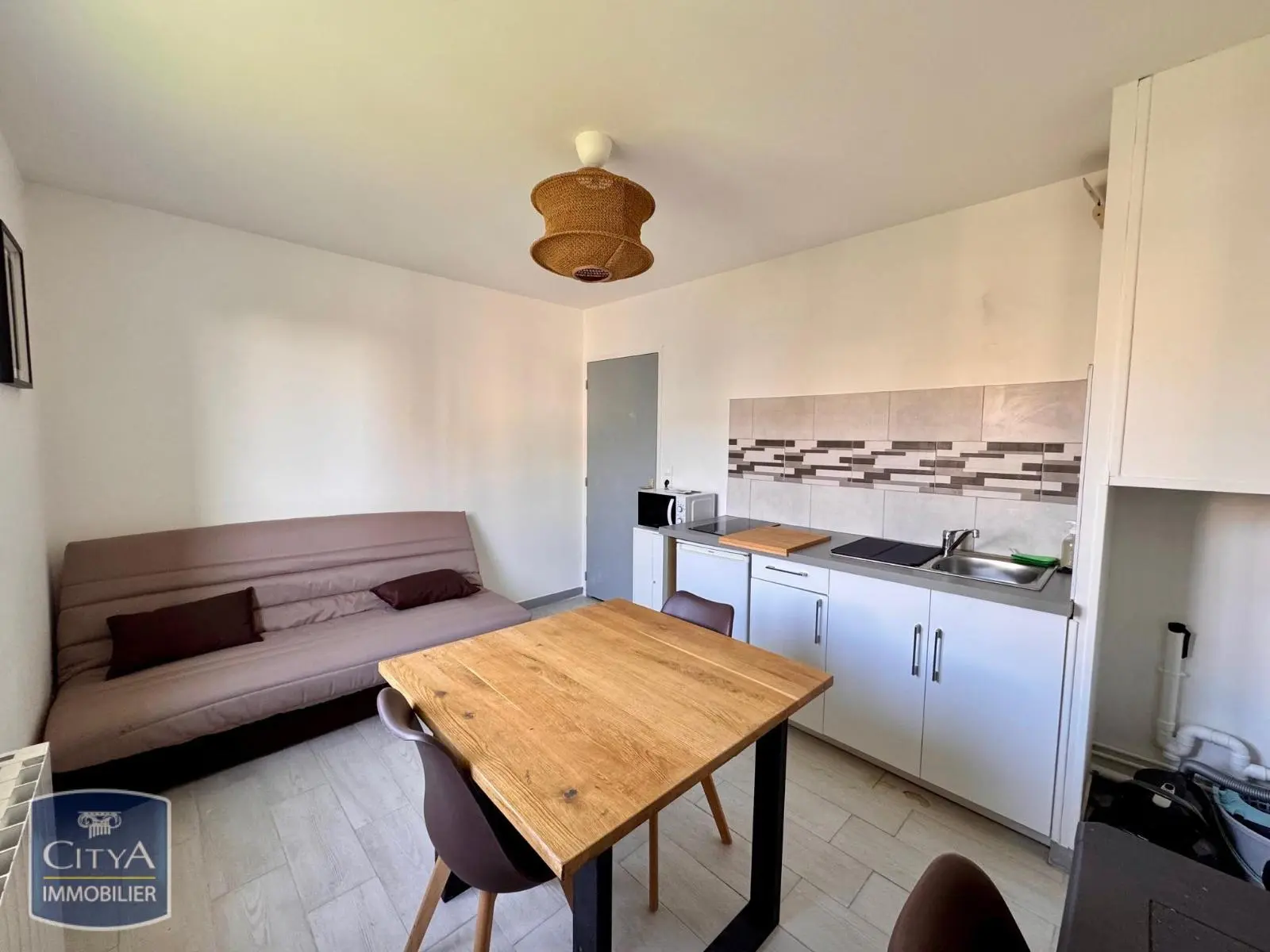 Photo 1 Appartement 1 pièce 17.51m²