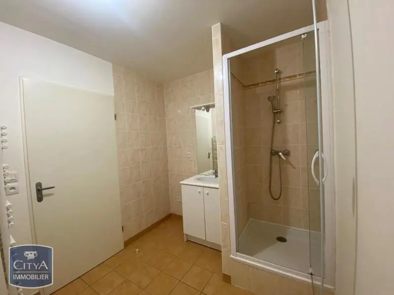 Photo 2 Appartement 1 pièce 35.5m²