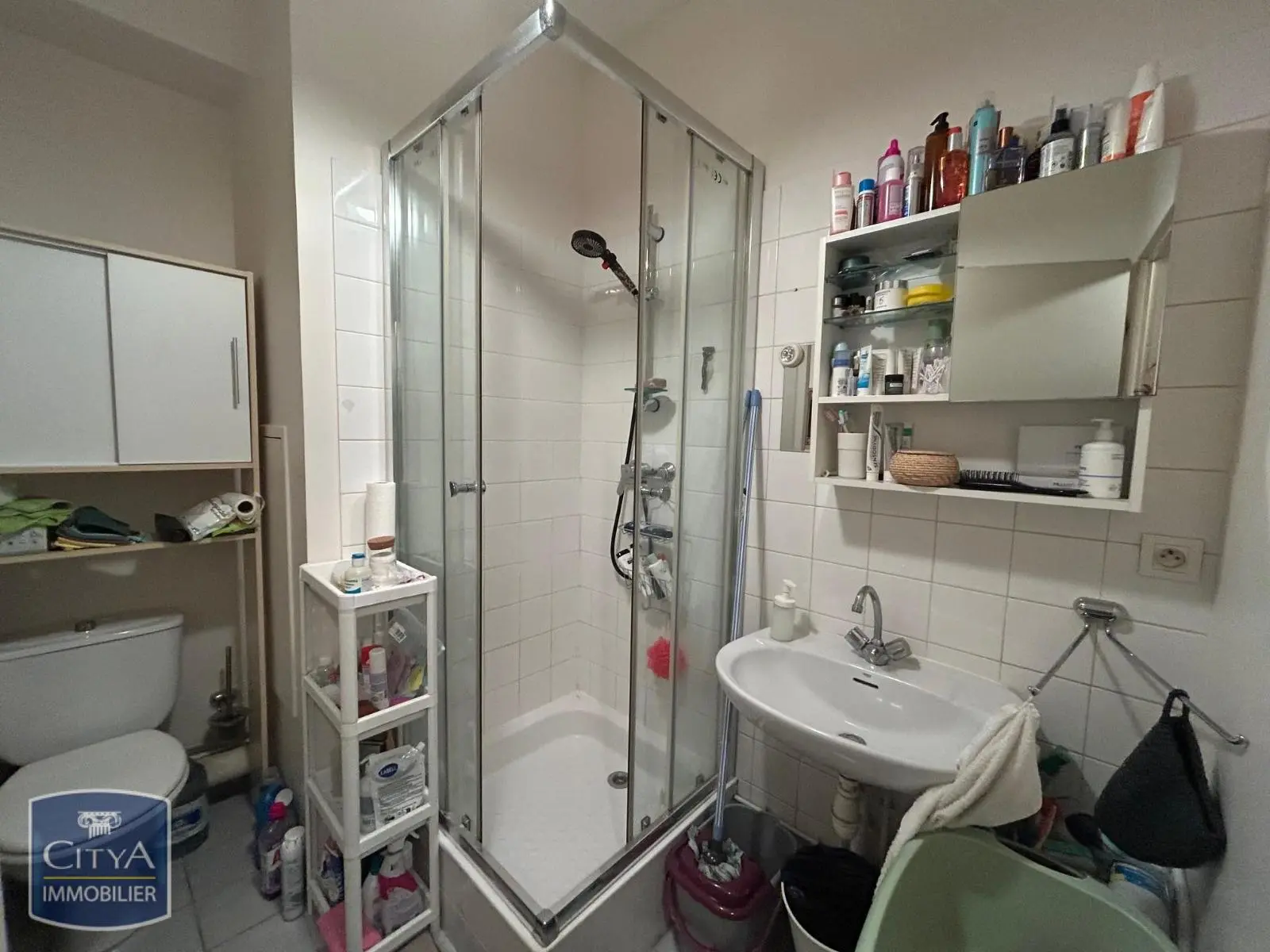 Photo 2 Appartement 1 pièce 28m²