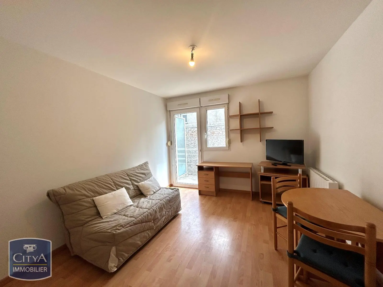 Photo 1 Appartement 1 pièce 19.52m²