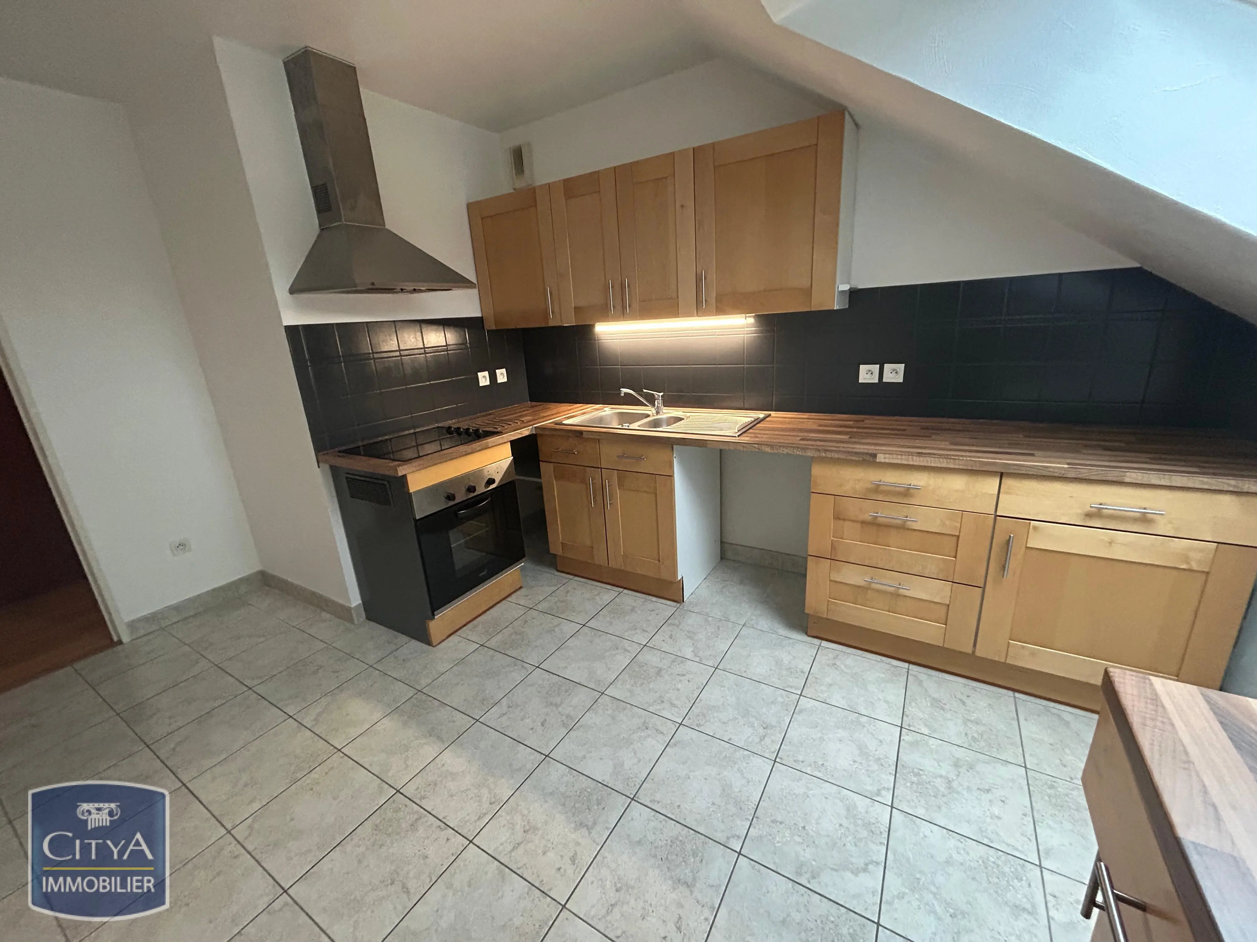 Photo 2 Appartement 3 pièces 85m²