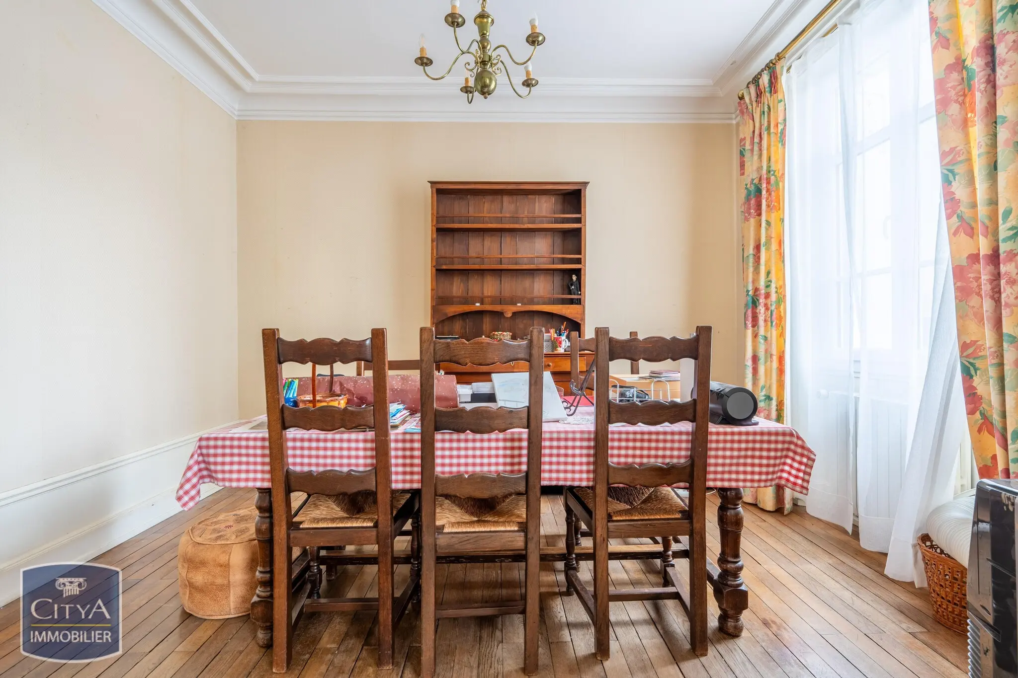 Photo 4 Maison 10 pièces 200m²