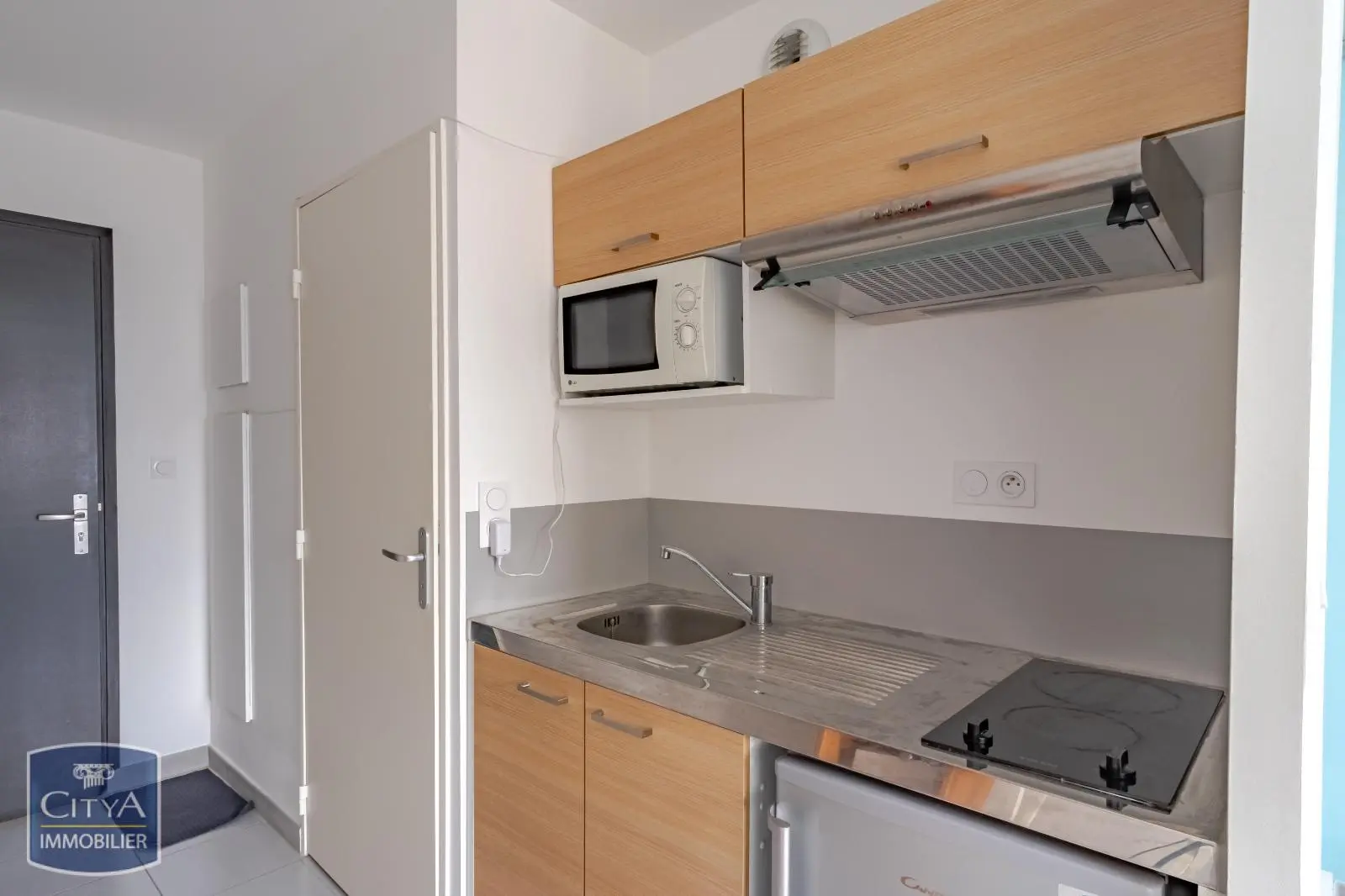 Photo 2 Appartement 1 pièce 20m²