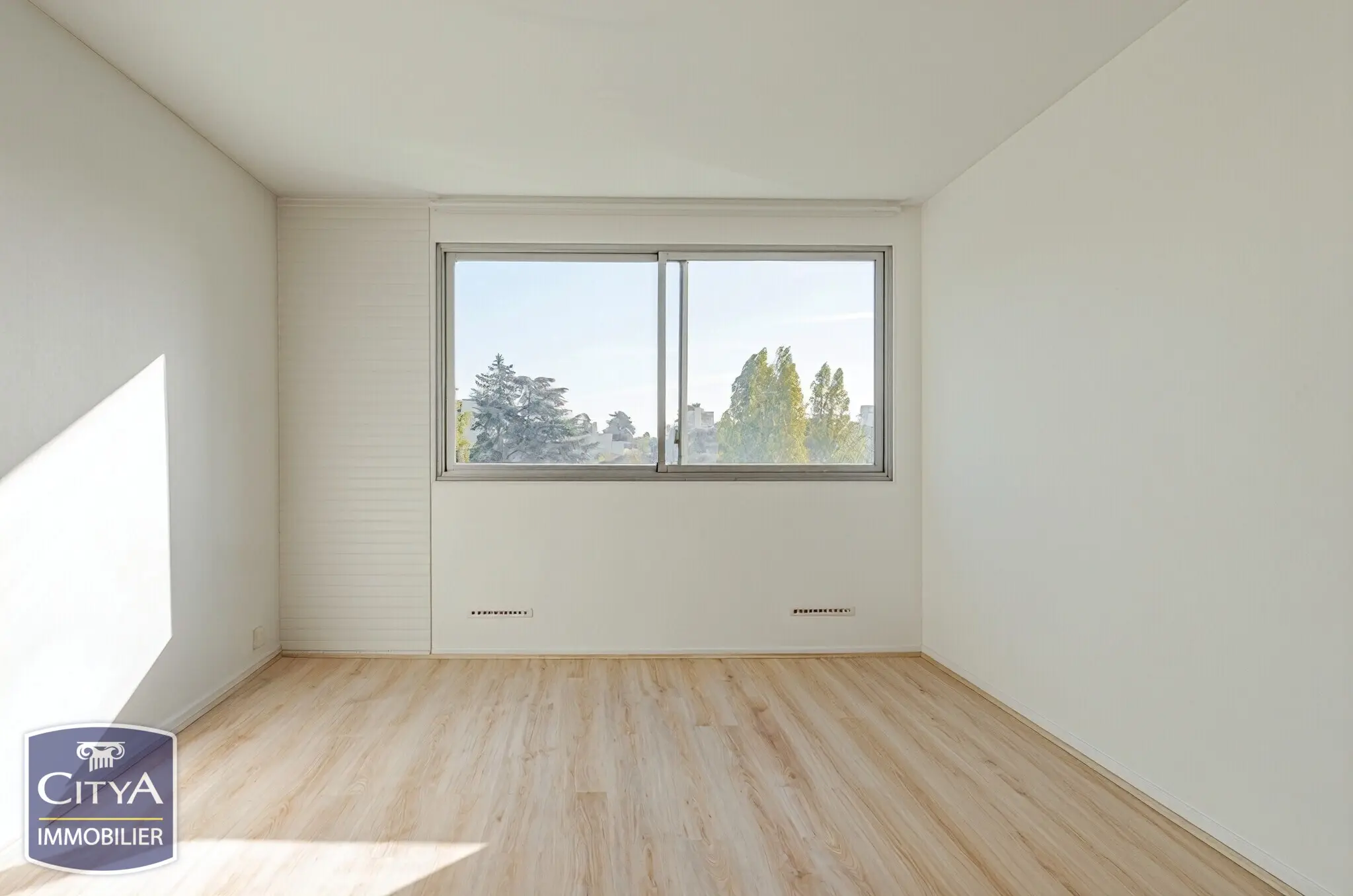 Photo 3 Appartement 1 pièce 24.76m²