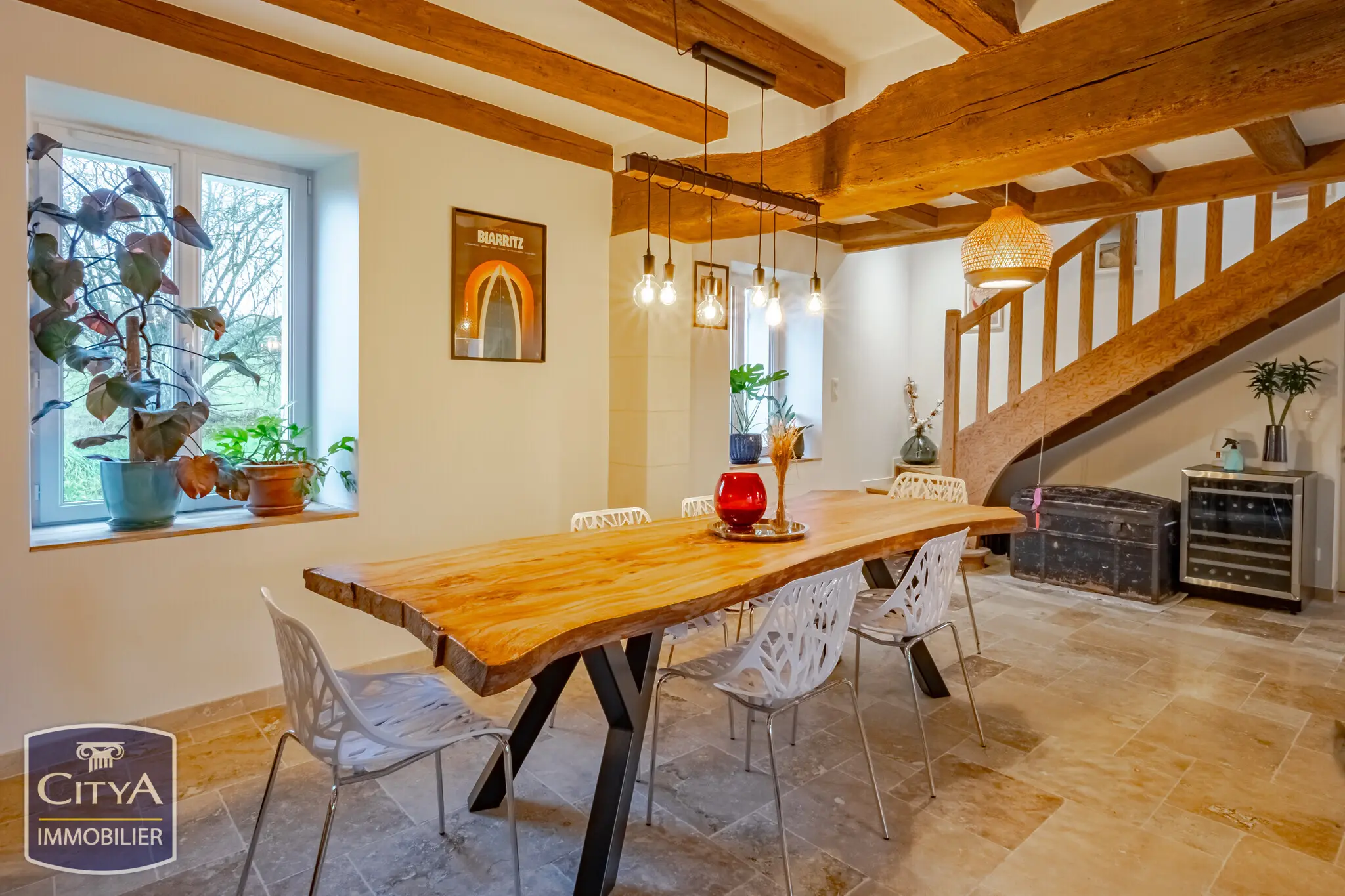 Photo 1 Maison 6 pièces 180m²