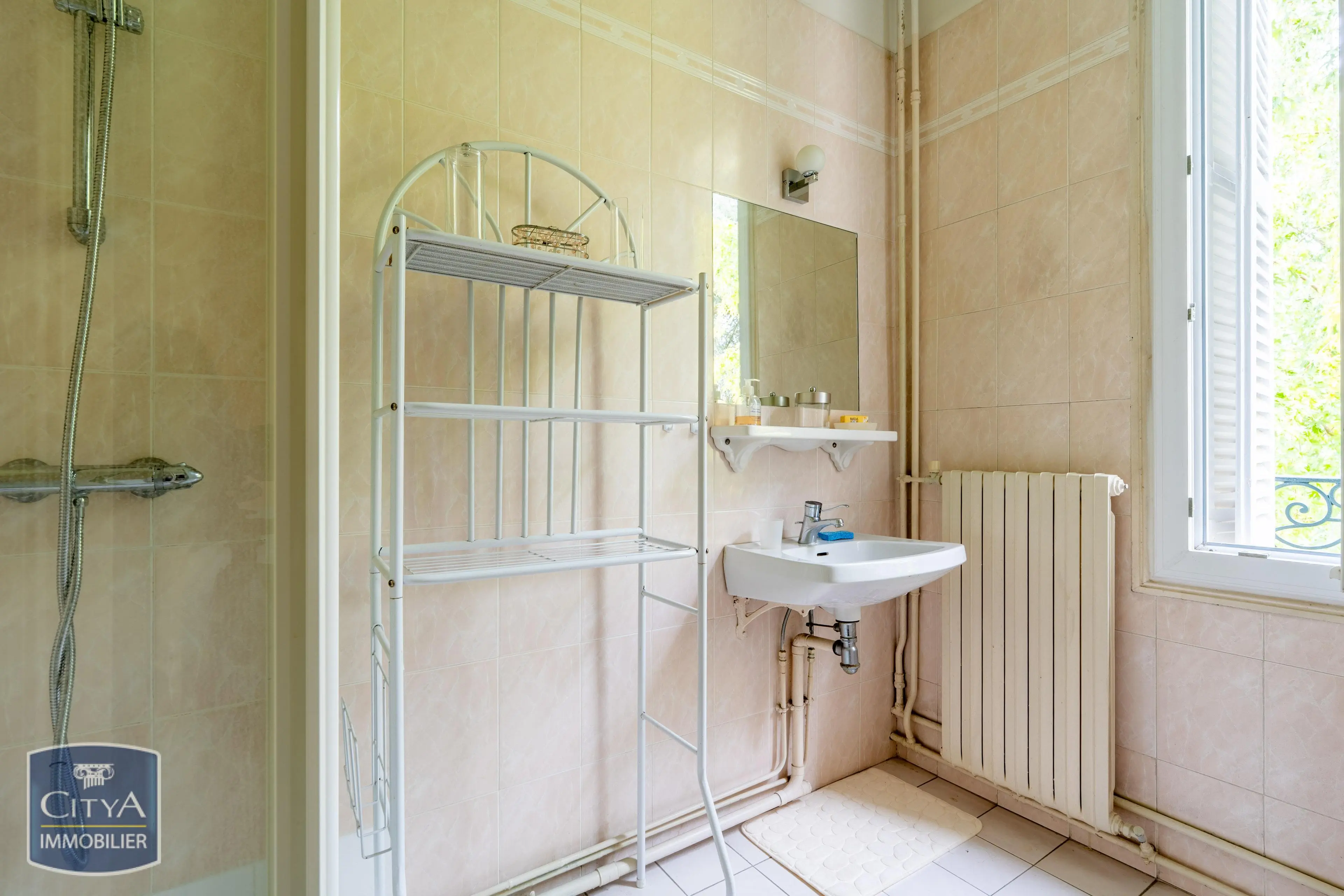 Photo 13 Maison 10 pièces 200m²