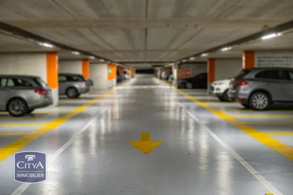 Photo 1 Parking 12m²