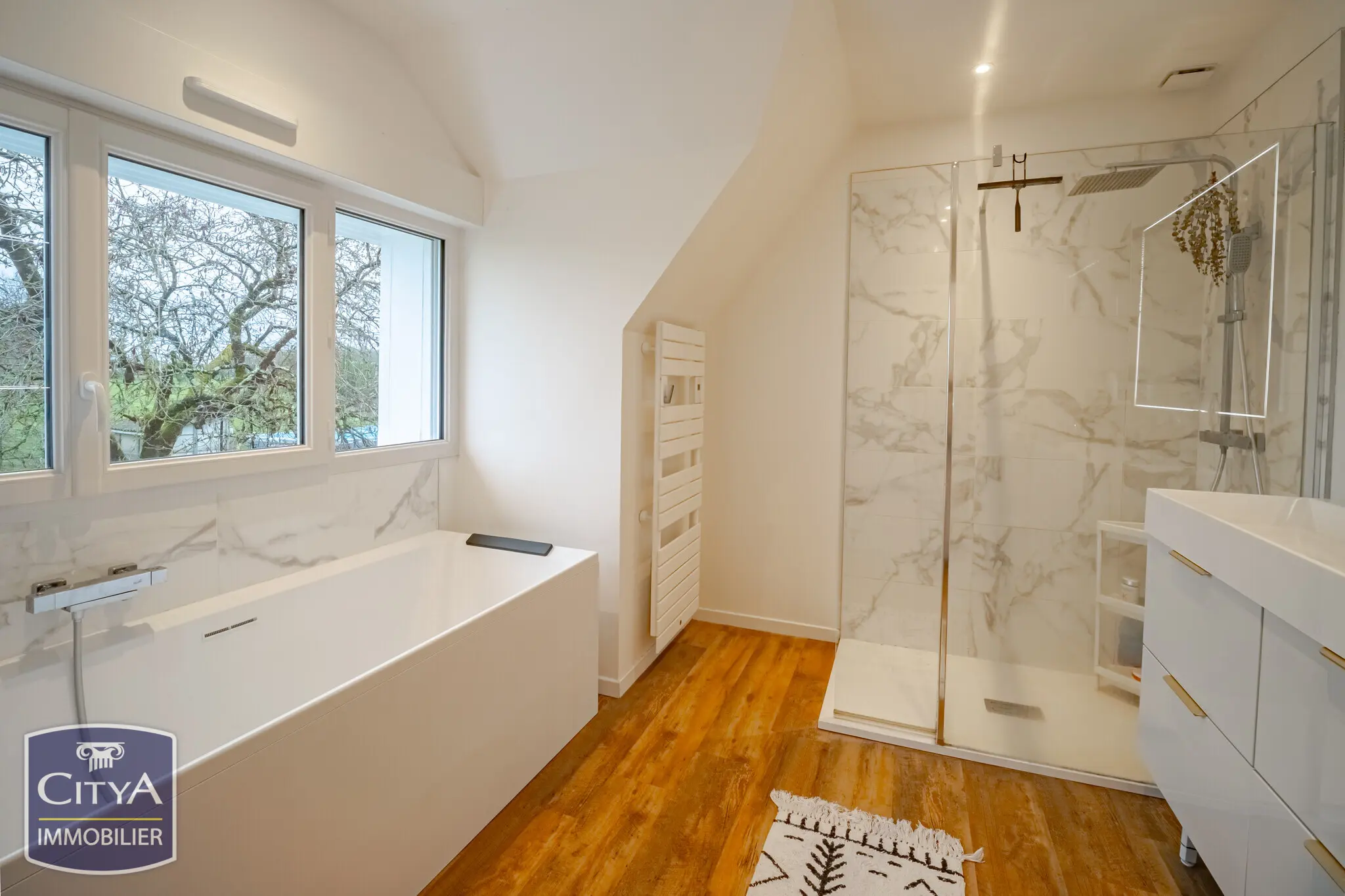 Photo 13 Maison 6 pièces 180m²