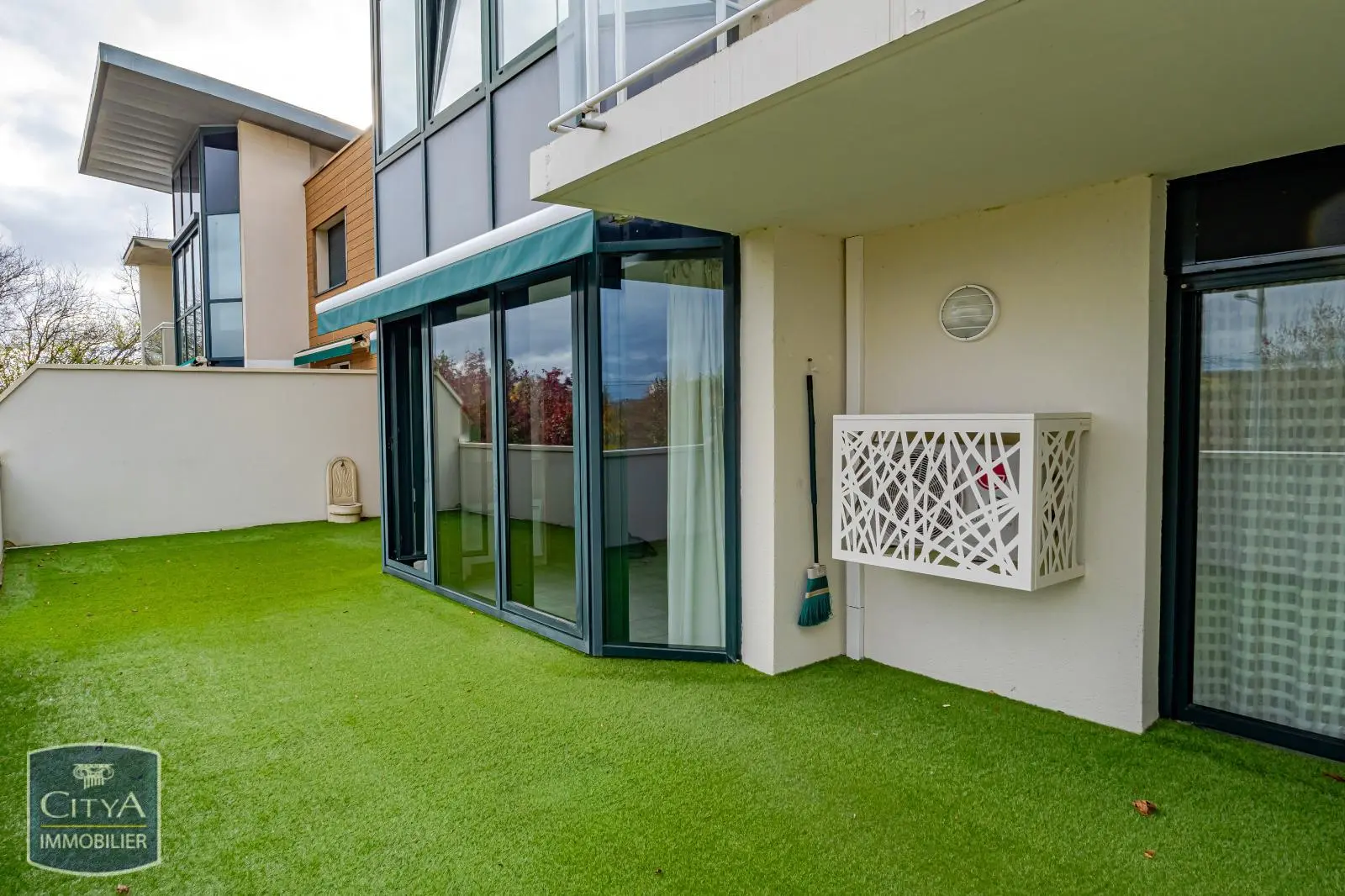 Photo 2 Appartement 5 pièces 94m²