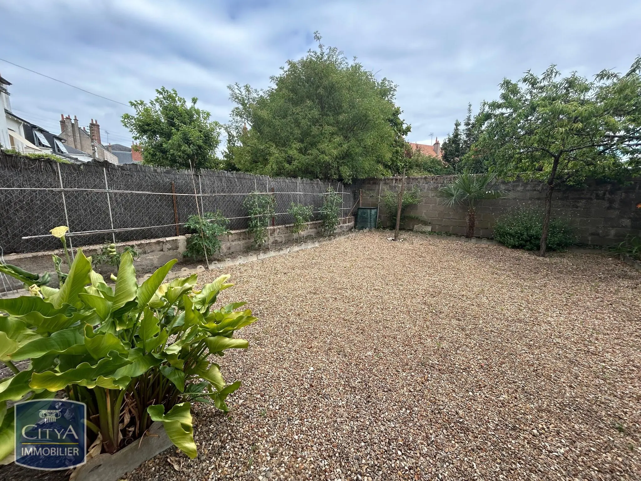 Photo 2 Immeuble 155m²