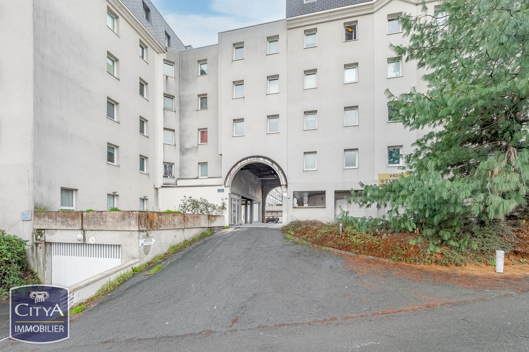 Photo 1 Appartement 1 pièce 13m²
