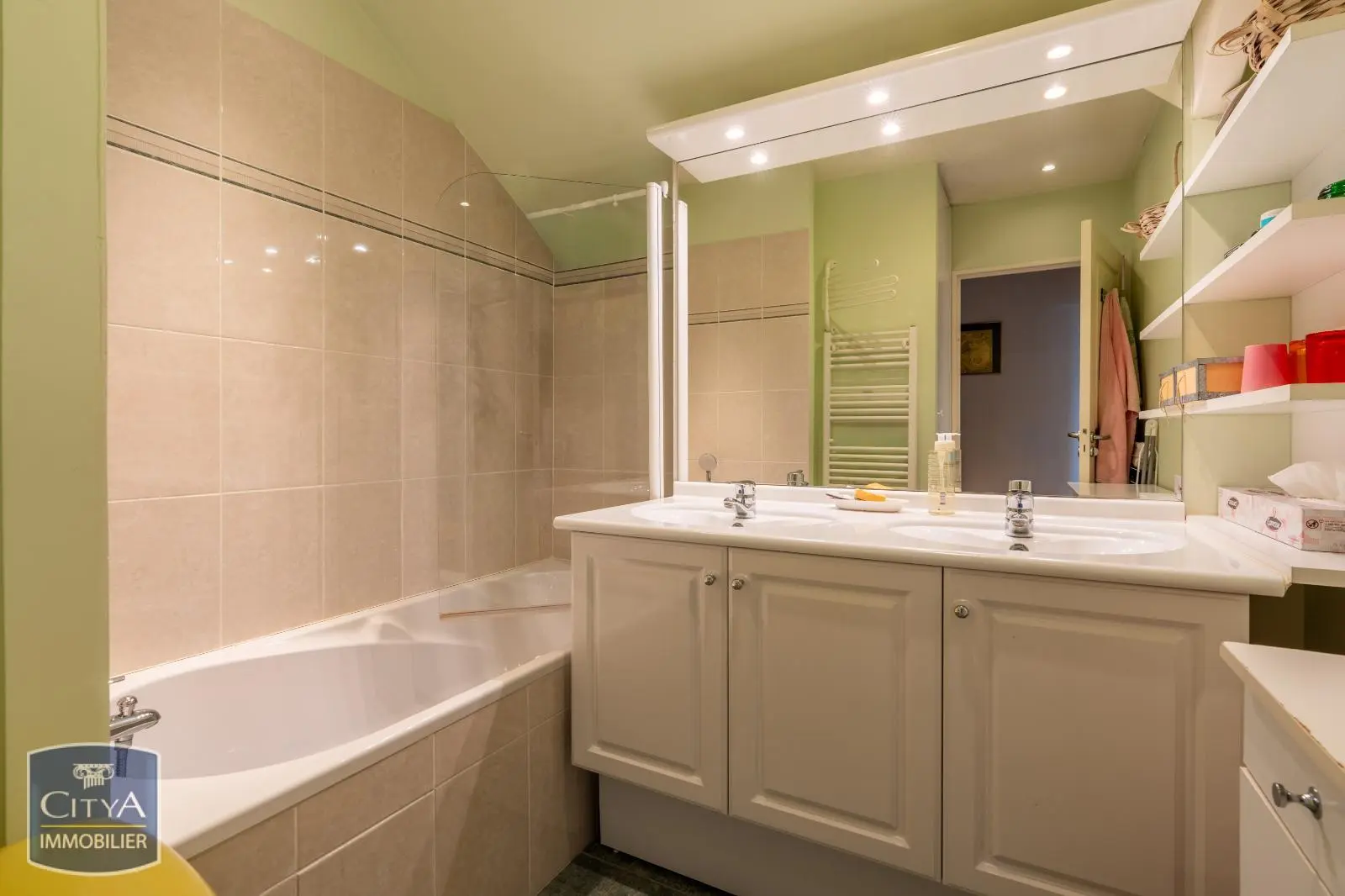 Photo 8 Appartement 5 pièces 118m²