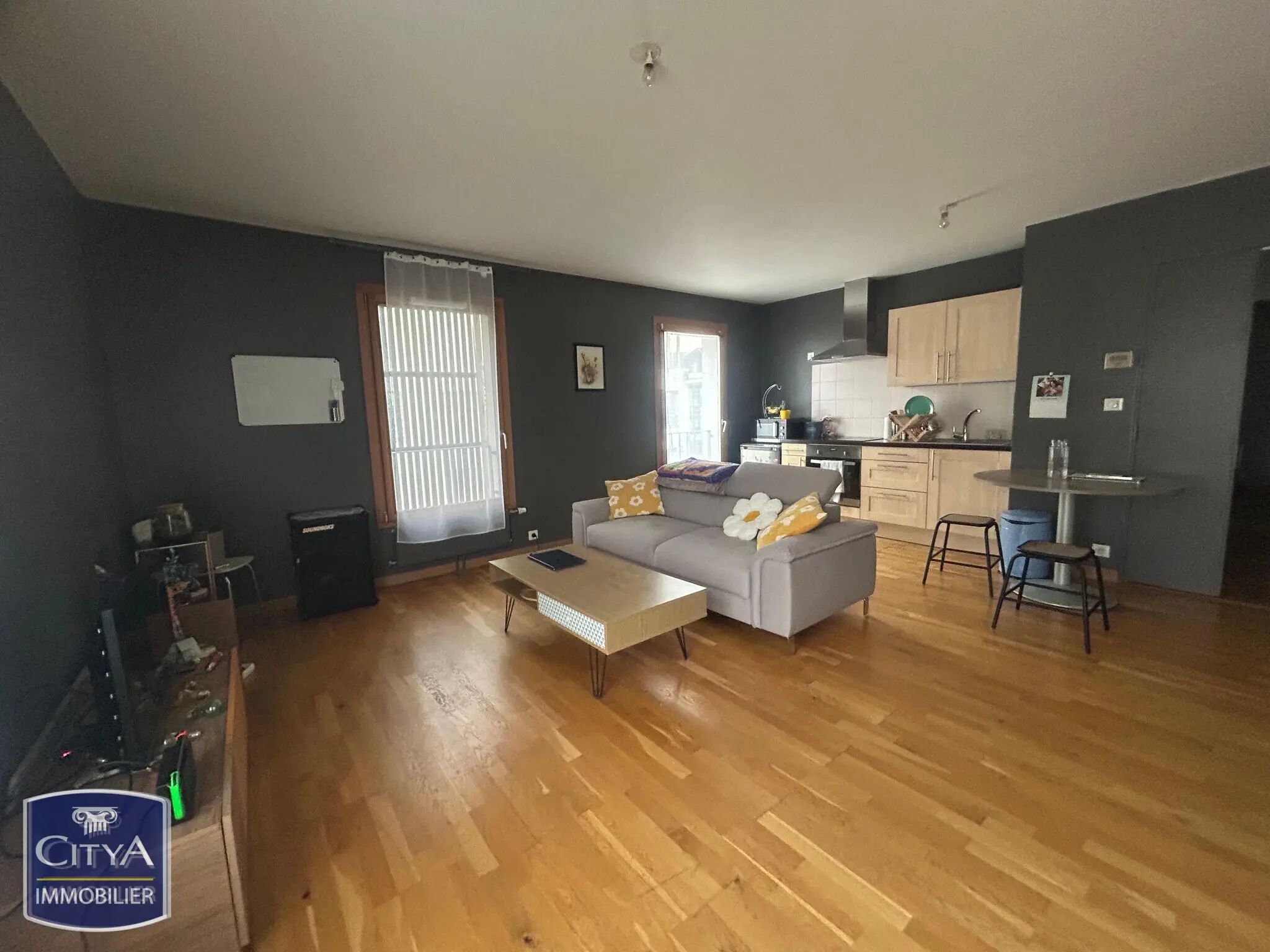 Photo 1 Appartement 2 pièces 55m²