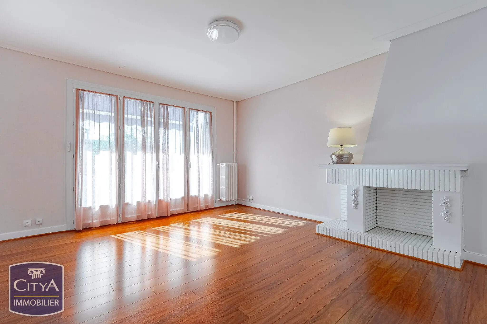 Photo 2 Appartement 4 pièces 98.12m²