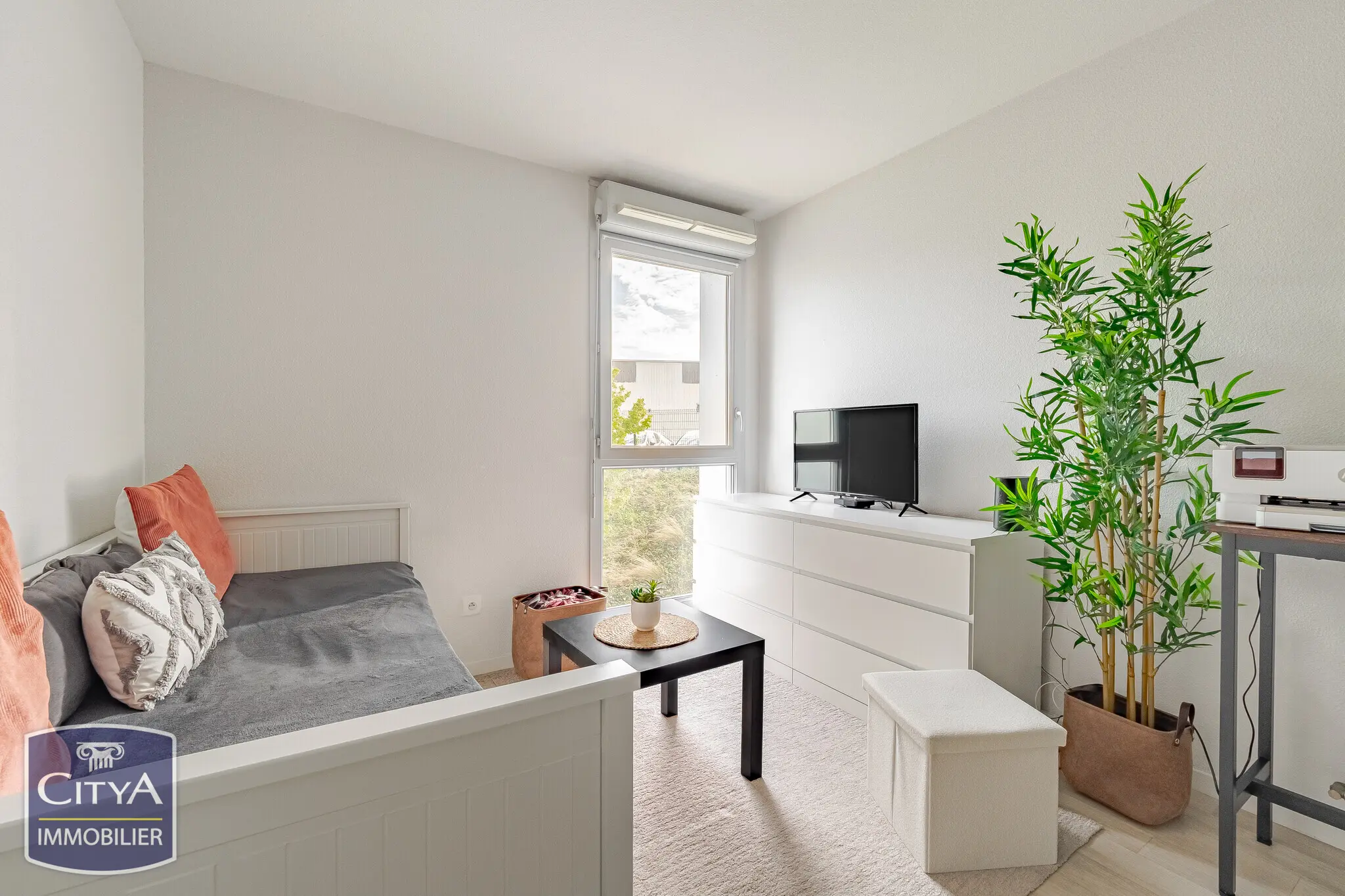 Photo 2 Appartement 1 pièce 19.31m²